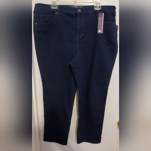 Gloria Vanderbilt blue jeans size 18W Short